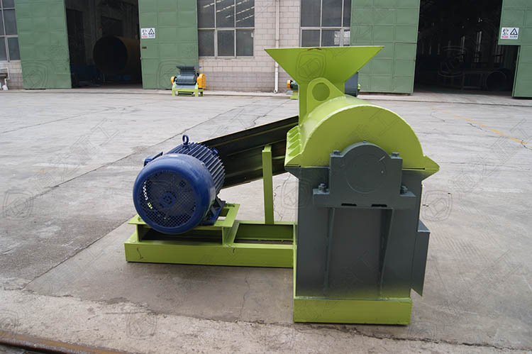 有機(jī)肥粉碎機(jī)